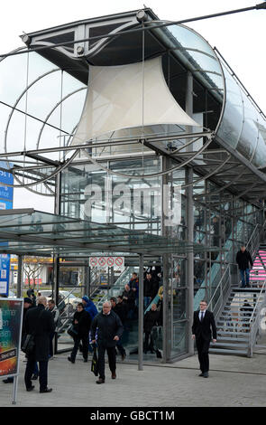 Une passerelle, Eingang Ouest, Messegelaende, Messe, Hannover, Allemagne, Deutschland Banque D'Images