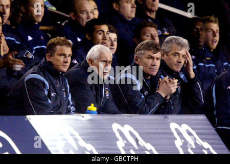 Football - coupe AXA FA - quatrième tour Replay - Tottenham Hotspur / Manchester City.Kevin Keegan, directeur de Manchester City, semble inquiet pendant la première moitié contre Tottenham Hotspur Banque D'Images