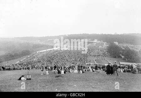 Courses hippiques - cours - Goodwood - 1922.Vue générale de l'hippodrome de Goodwood à Sussex Banque D'Images