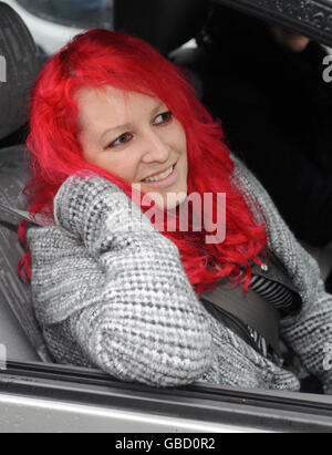 Jane Goldman arrive au BBC Television Center, Wood Lane, à l'ouest de Londres pour le tournage du spectacle de son mari vendredi soir avec Jonathan Ross. Banque D'Images