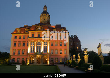 Château de Ksiaz au crépuscule.Walbrzych, Voïvodeship de Silésie inférieur, Pologne. Banque D'Images