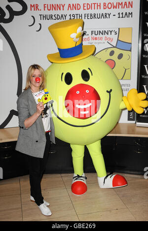 Edith Bowman et M. Funny lancent le livre Red Nose Day de M. Funny à la Piccadilly de Waterstone, dans le centre de Londres. Banque D'Images