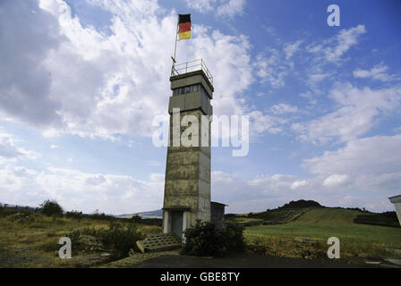 Géographie / voyage, Allemagne, Allemagne de l'est, tour de guet la frontière de la RDA, Thuringe, 1990, droits additionnels-Clearences-non disponible Banque D'Images