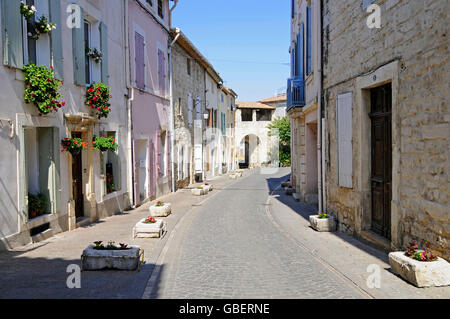 Lane, vieille ville, Saint-Gilles-du-Gard, Gard, Languedoc-Roussillo Ministère ment, France / Saint-Gilles Banque D'Images