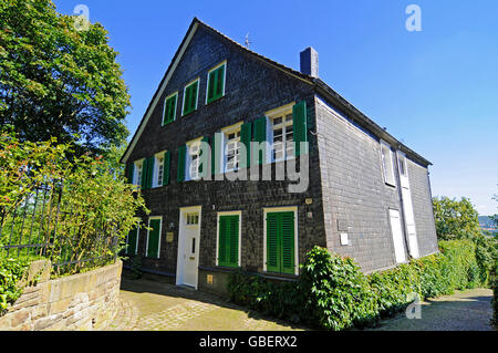 Chambre Harkort, maison à colombages avec toiture en ardoise, bardage, archives de la ville, ancienne maison de Friedrich Harkort, Wetter, Rhénanie du Nord-Westphalie, Allemagne Banque D'Images