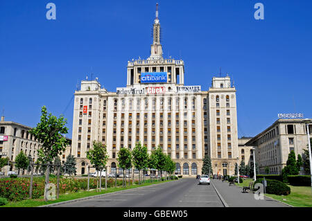 Casa place Presei Libere la construction, Maison de la presse libre, Piata place Presei Libere, Bucarest, Roumanie Banque D'Images