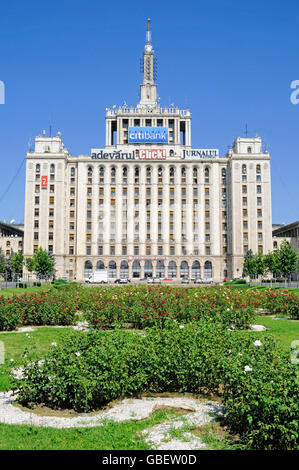 Casa place Presei Libere la construction, Maison de la presse libre, Piata place Presei Libere, Bucarest, Roumanie Banque D'Images