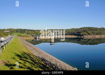 Barrage de la Grosse-Dhunntalsperre, réservoir d'eau potable, Wermelskirchen, Remscheid, Région de Bergisches Land, Rhénanie du Nord-Westphalie, Allemagne Grosse Dhünntalsperre, réservoir Dhünn Banque D'Images