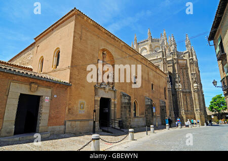 Montastery franciscaine San Juan de los Reyes, Toledo, Castille-La Manche, Espagne / Castille la Manche Banque D'Images