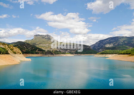 La province de Noguera Ribagorzana, escales, village de Sopeira, Pyrénées, Aragon, Espagne Banque D'Images