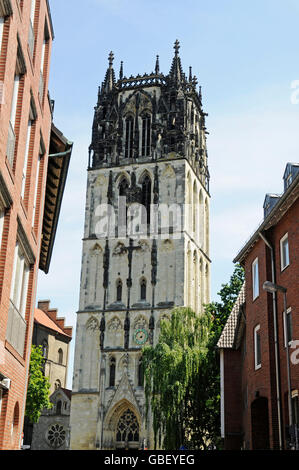 Liebfrauenkirche, église, église Liebfrauen se trouve, tour, Münster, Münster, Rhénanie du Nord-Westphalie, Allemagne / Münsterland, Münster Banque D'Images