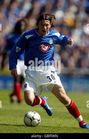 Football - FA Barclaycard Premiership - Portsmouth / Manchester United. Alexei Smertin, Portsmouth Banque D'Images