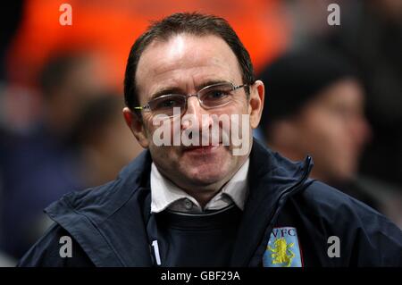 Football - Barclays Premier League - Manchester City / Aston Villa - City of Manchester Stadium. Martin O'Neill, directeur d'Aston Villa Banque D'Images