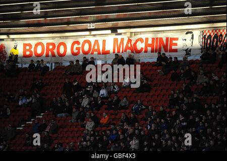 Soccer - Barclays Premier League - Middlesbrough / Wigan Athletic - Riverside Stadium.Vue générale des ventilateurs de Middlesbrough, dans les tribunes pendant le match. Banque D'Images