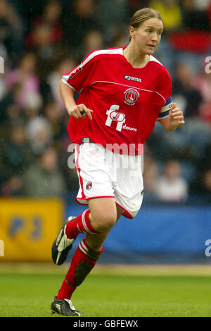 Football - Nationwide Womens Fa Cup - finale - Charlton Athletic / Arsenal. Casey Stoney, capitaine de Charlton Athletic Banque D'Images