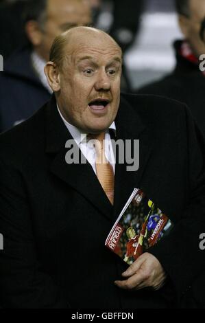 Football - Barclays Premier League - Liverpool / Sunderland - Anfield.Brian Barwick, ancien chef de la direction de FA, dans les tribunes Banque D'Images