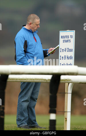 Courses hippiques - Hippodrome de Ludlow.Vue générale d'un coureur de course à l'hippodrome de Ludlow Banque D'Images