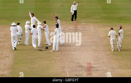 Cricket - Quatrième Test - Day 3 - Angleterre v Antilles - Kensington Oval Banque D'Images