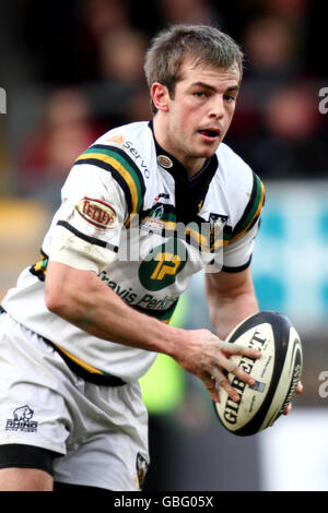 Rugby Union - Guinness Premiership - London Wasps / Northampton Saints - Twyford Avenue Sports Ground.Stephen Myler, Northampton Saints Banque D'Images