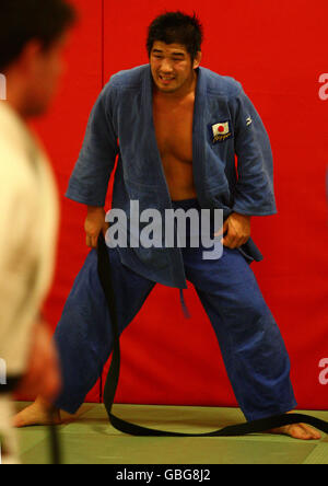 Kosei Inoue assiste à des sessions de formation au siège de Judo Scotland à Ratho Banque D'Images