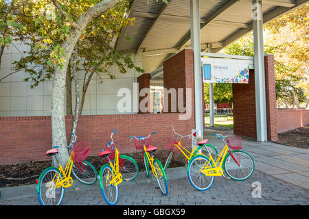 Google bikes in front of Computer History Museum Banque D'Images