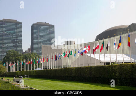 8 Septembre 2005 - New York - État membre, je vois des drapeaux à l'avant du siège de l'Organisation des Nations Unies. Banque D'Images