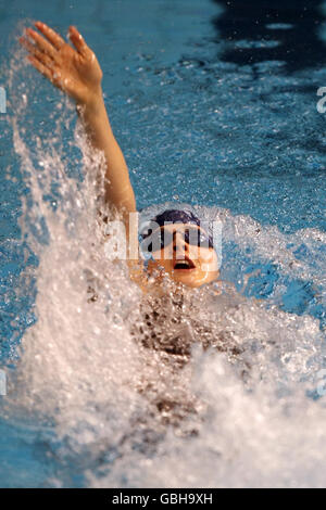 Rachel Lefley, de Loughborough, participe à la course de dos de 200 m pour femmes Lors des championnats britanniques de natation de gaz 2009 Banque D'Images