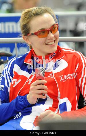 Cyclisme - Championnats du monde de cyclisme sur piste UCI 2009 - quatrième jour - Vélodrome BGZ Arena.Le Victoria Pendleton de Grande-Bretagne aux Championnats du monde de cyclisme sur piste UCI 2009 au Vélodrome BGZ Arena à Pruszkow, en Pologne. Banque D'Images