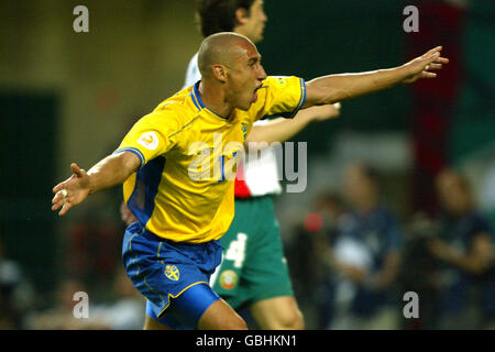 Soccer - Championnat d'Europe de l'UEFA 2004 - Groupe C - Suède / Bulgarie Banque D'Images