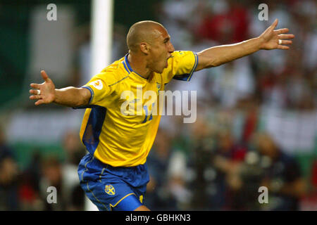 Soccer - Championnat d'Europe de l'UEFA 2004 - Groupe C - Suède / Bulgarie Banque D'Images