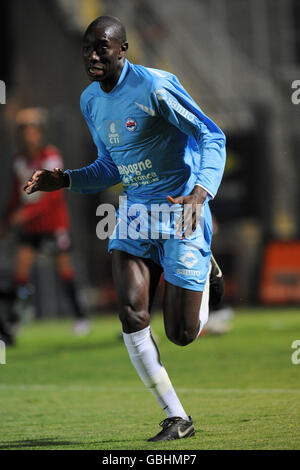 Football - première division française - Nice / Caen - Stade Municipal du Ray. Sambou Yatabaare, Caen Banque D'Images