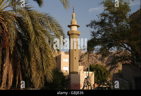 Le paysage de la ville d'allround Aqaba sur la mer rouge en Jordanie dans le Moyen-Orient. Banque D'Images