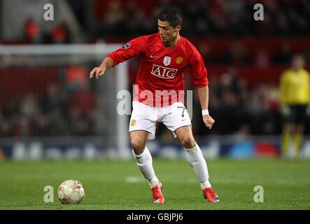 Football - UEFA Champions League - quart de finale - première étape - Manchester United / FC Porto - Old Trafford. Cristiano Ronaldo, Manchester United Banque D'Images