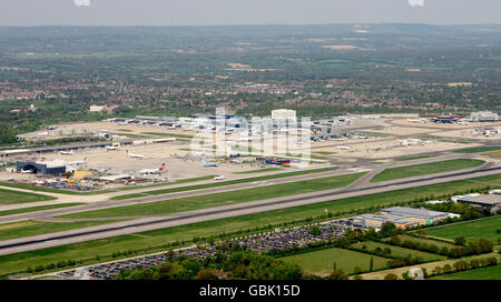 Aéroport de Gatwick.Vue générale depuis le sud du terminal nord de l'aéroport de Gatwick, Crawley, West Sussex. Banque D'Images