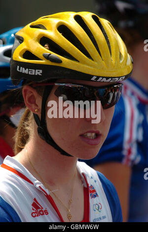 Cyclisme - Jeux Olympiques d'Athènes 2004 - course de la route des femmes. Nicole Cooke, Grande-Bretagne Banque D'Images