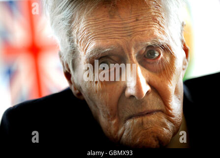 Jeux olympiques - la plus ancienne de la Grande-Bretagne l'Olympienne Godfrey Rampling célèbre son 100e anniversaire - Bushey House Banque D'Images