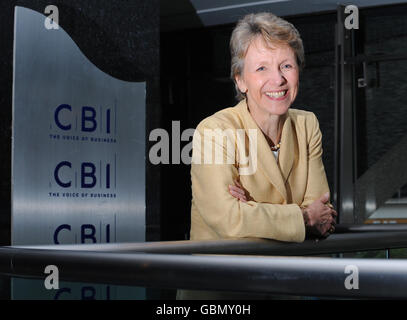 Helen Alexander CBE, au centre, conseillère principale de bain Capital, sera nommée première présidente de la Confédération de l'industrie britannique la semaine prochaine. Banque D'Images