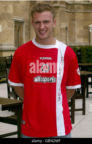 Soccer - FA Barclaycard Premiership - Charlton Athletic - Kit de lancement du Centenaire Banque D'Images