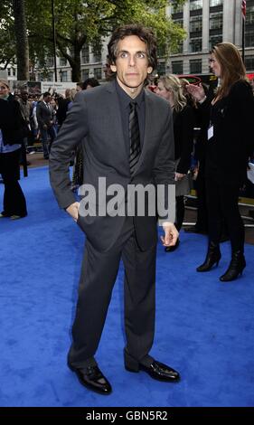 Ben Stiller arrive pour la première de nuit du Royaume-Uni à la bataille du musée du Smithsonian à Empire, Leicester Square, Londres Banque D'Images