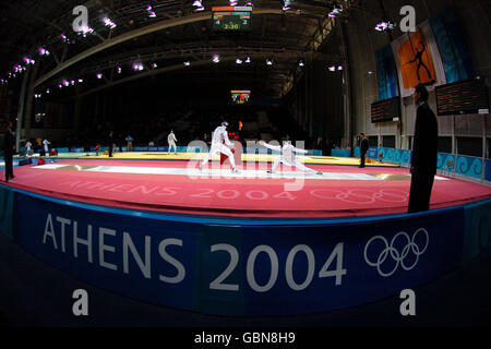 Escrime - Jeux Olympiques d'Athènes 2004 - Fleuret individuel Hommes Banque D'Images