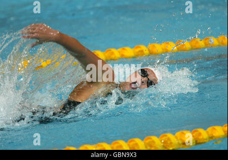 Natation - Jeux Olympiques d'Athènes 2004 - Relais Freestyle 4x200m pour femmes.Malgré les efforts de Caitlin McClatchey en Grande-Bretagne, l'équipe ne peut gérer que la cinquième place dans le Relais Freestyle 4x200m féminin Banque D'Images