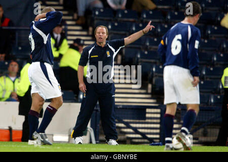 Football - Coupe du Monde 2006 Groupe 5 - Qualifications - Ecosse v Slovénie Banque D'Images