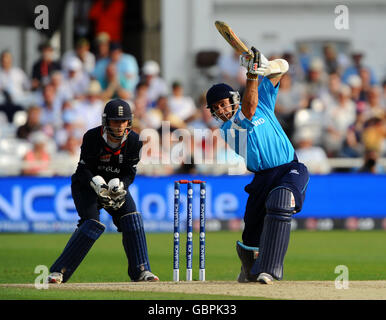 Cricket - coupe du monde ICC Twenty20 2009 - Warm Up Match - Angleterre / Ecosse - Trent Bridge.James Foster en Angleterre et Kyle Coetzer en Écosse lors du match d'échauffement de la coupe du monde Twenty20 à Trent Bridge, Nottingham, Banque D'Images