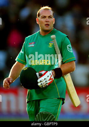 Cricket - ICC World Twenty20 Cup 2009 - Super Eights - Groupe E - Angleterre / Afrique du Sud - Trent Bridge. Jacques Kallis, Afrique du Sud Banque D'Images