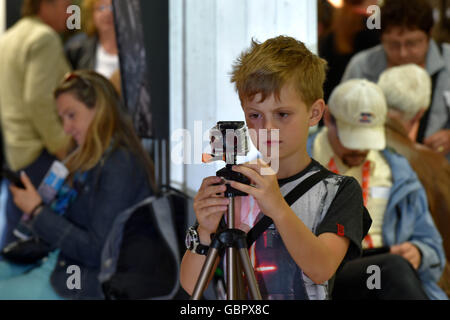 Karlovy Vary, République tchèque. Le 06 juillet, 2016. Atmosphère lors de la 51e Festival International du Film de Karlovy Vary à Karlovy Vary, République tchèque, le 6 juillet 2016. © Slavomir Kubes/CTK Photo/Alamy Live News Banque D'Images