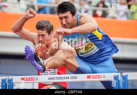 Amsterdam, Pays-Bas. 07Th Juillet, 2016. Oleksiy Kasyanov de l'Ukraine fait concurrence au décathlon 110 mètres haies aux Championnats d'Europe d'athlétisme au Stade olympique à Amsterdam, Pays-Bas, 07 juillet 2016. Photo : Michael Kappeler/dpa/Alamy Live News Banque D'Images