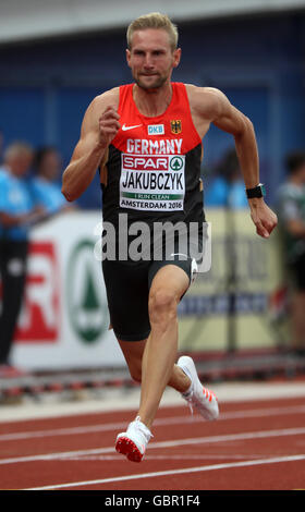 Amsterdam, Pays-Bas. 07Th Juillet, 2016. Lucas Jakubczyk d'Allemagne participe à la demi-finale Hommes 100m au Championnats d'Europe d'athlétisme 2016 au Stade Olympique d'Amsterdam, Pays-Bas, 07 juillet 2016. Photo : Michael Kappeler/dpa/Alamy Live News Banque D'Images