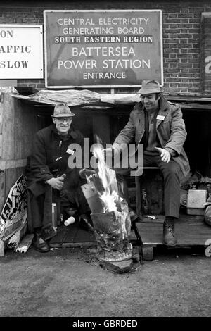 La politique britannique - La grève des mineurs - Pénurie d'électricité - Banque D'Images