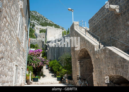 Mur de la ville, la péninsule de Peljesac, Ston, Dalmatie, Croatie Banque D'Images