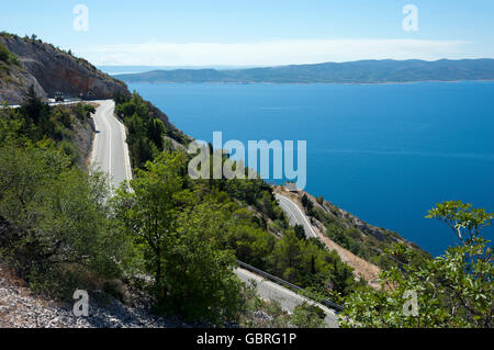 Côte près de Split, Makarska Riviera, Dalmatie, Croatie / Adriatique Banque D'Images